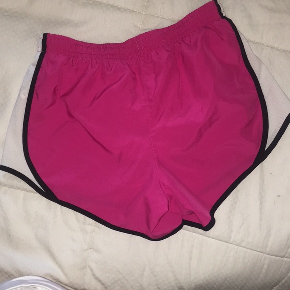 Girls Nike Running shorts size M - Picture 2 of 3